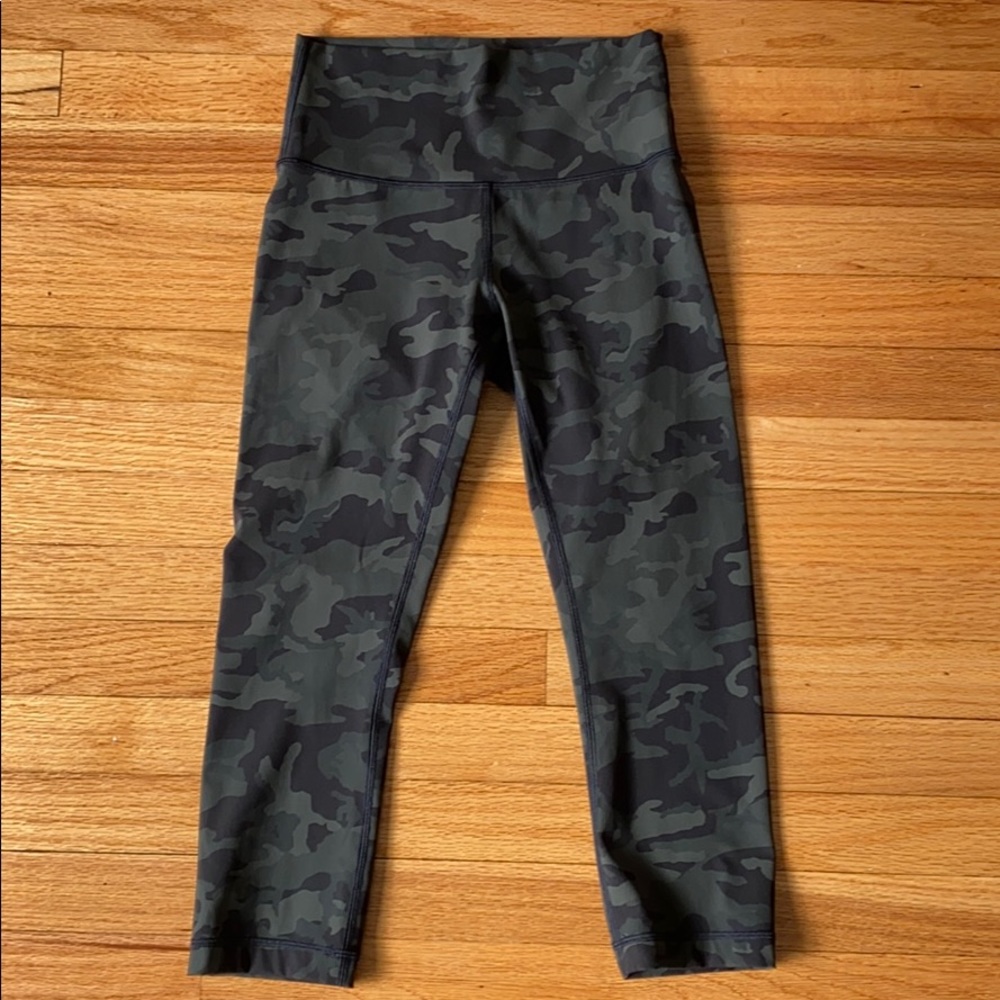 Lululemon pant size 4